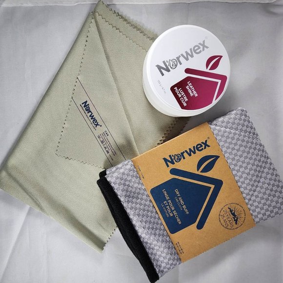 Norwex Other - NWT Norwex Car Care Bundle